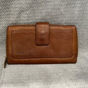 Brown leather fossil large wallet
